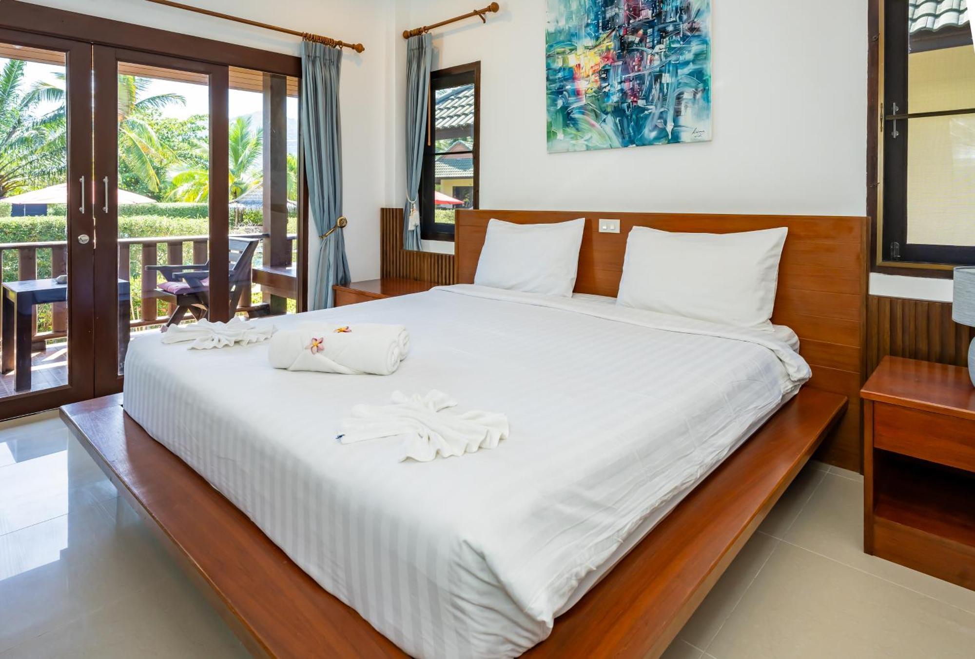 Phatcharee Resort Baan Tai Bagian luar foto